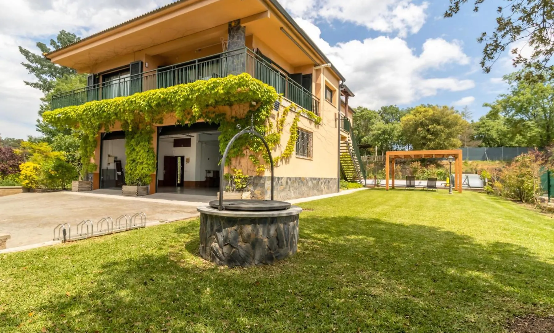 Villa Ca La Iaia Casa Con Piscina Y Jardin Gerona 0*,  España