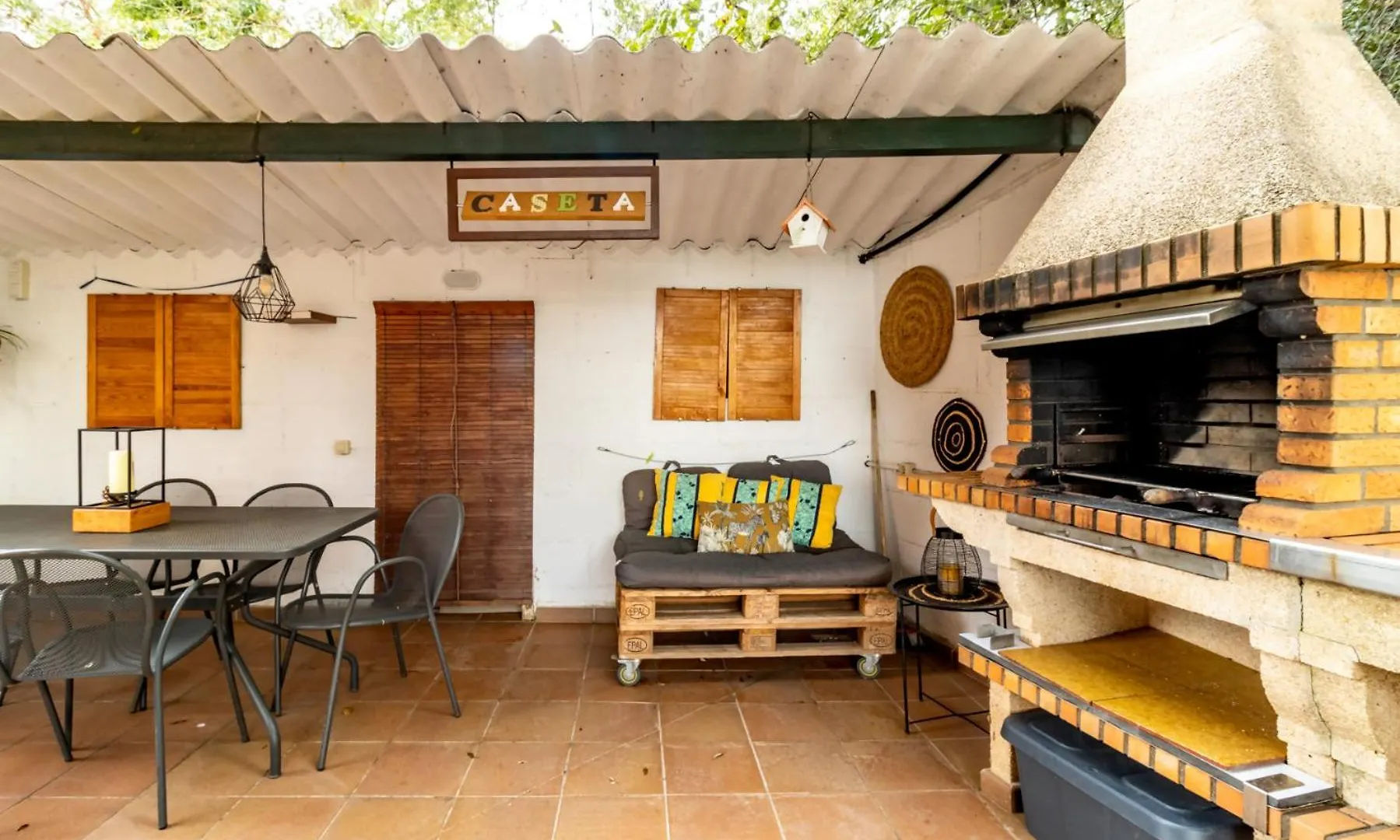 Вилла Ca La Iaia Casa Con Piscina Y Jardin Жирона Шале